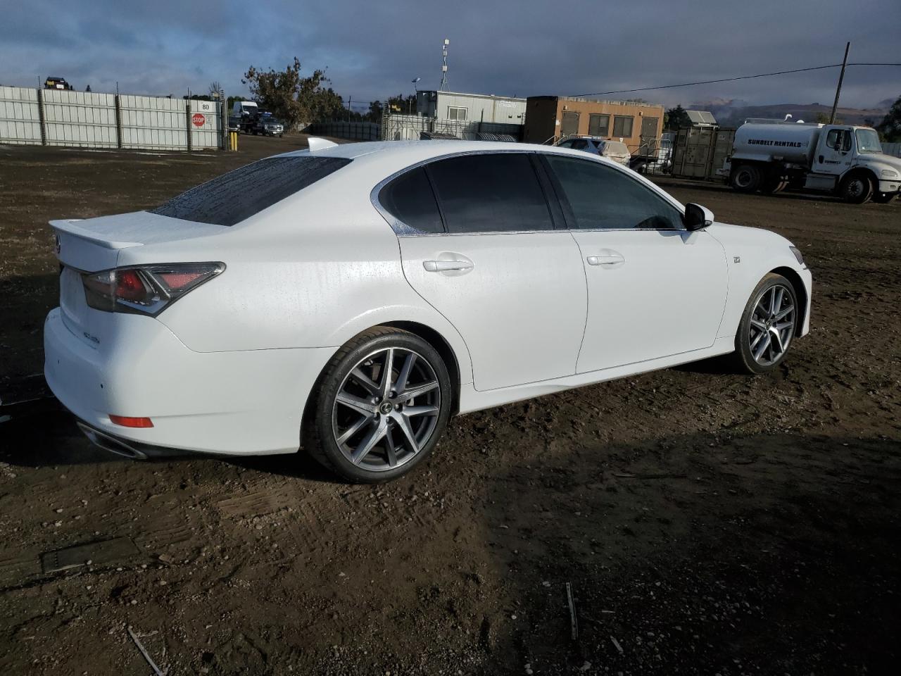 2016 Lexus GS - Image 3