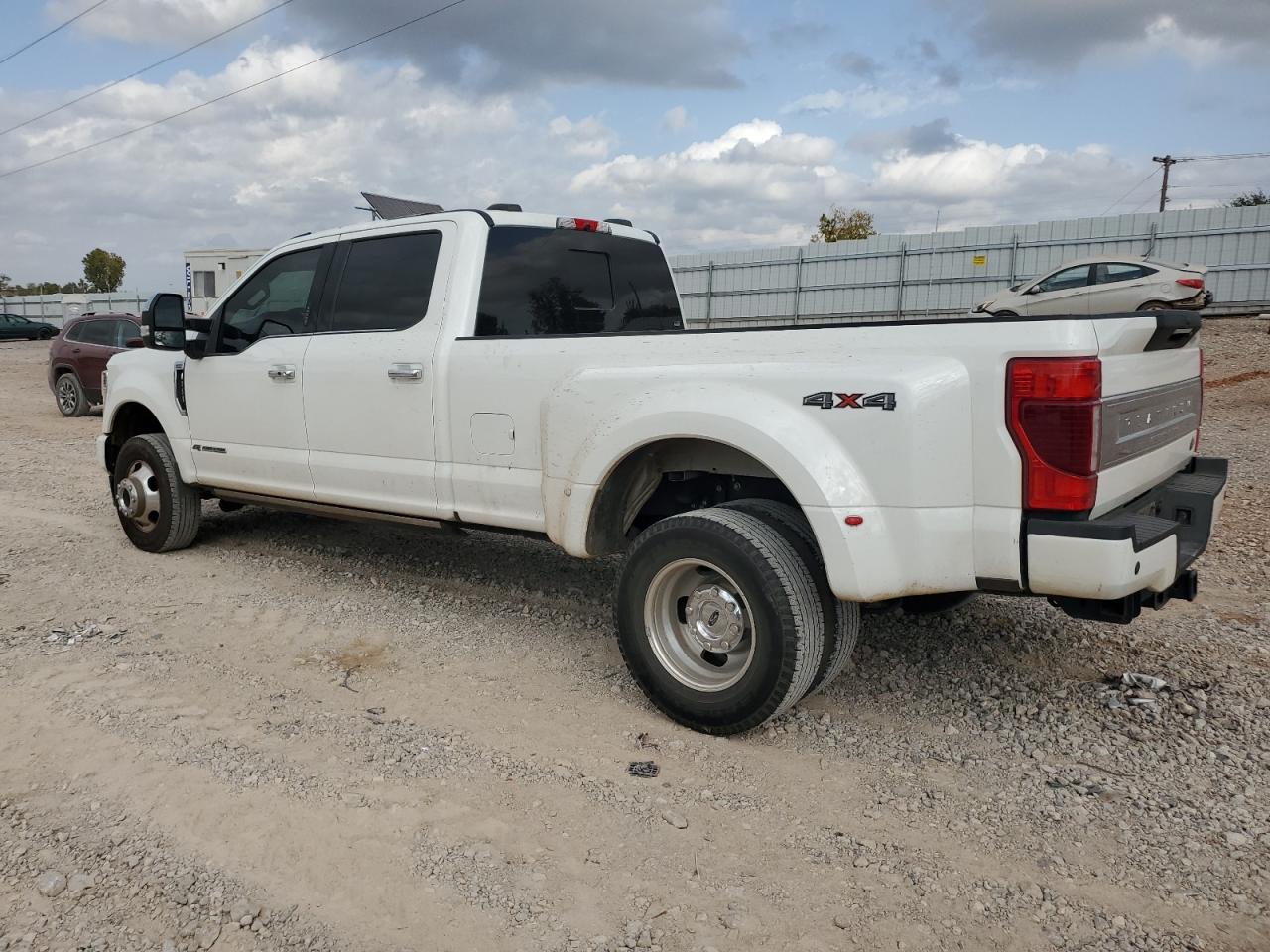 2021 Ford F350 - Image 2