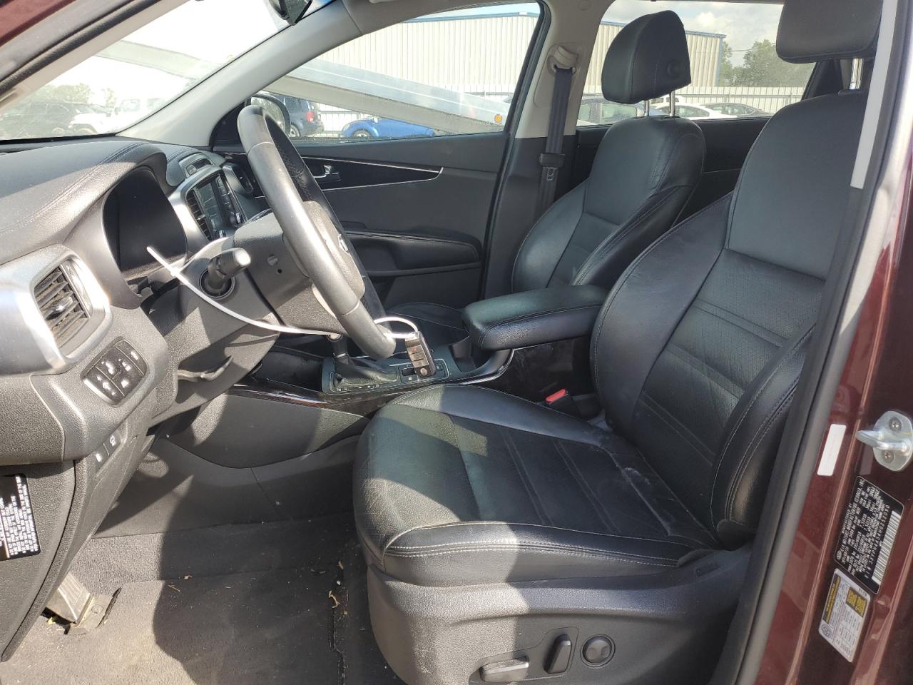 2017 Kia Sorento - Image 7