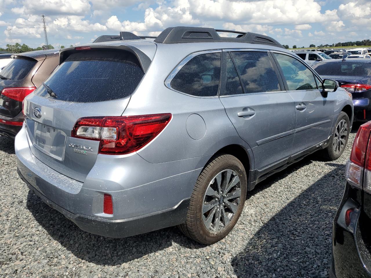 2017 Subaru Outback - Image 3