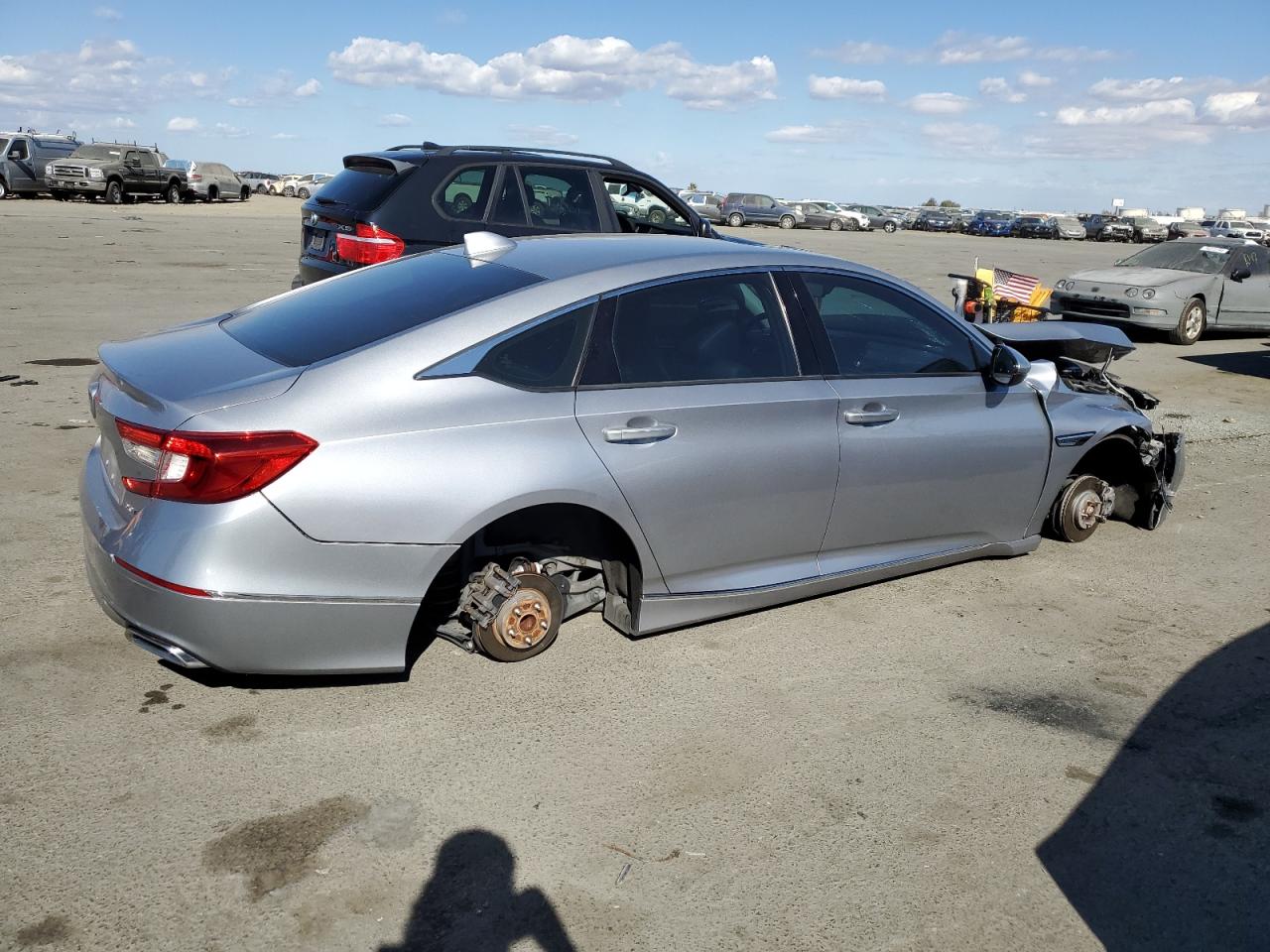 VIN 1HGCV2F5XJA014904 2018 HONDA ACCORD no.3