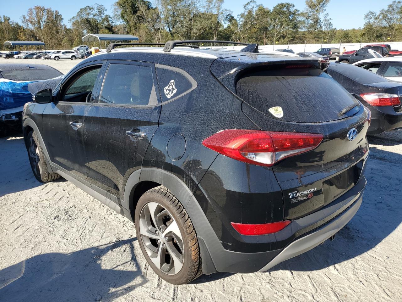 2017 Hyundai Tucson - Image 2