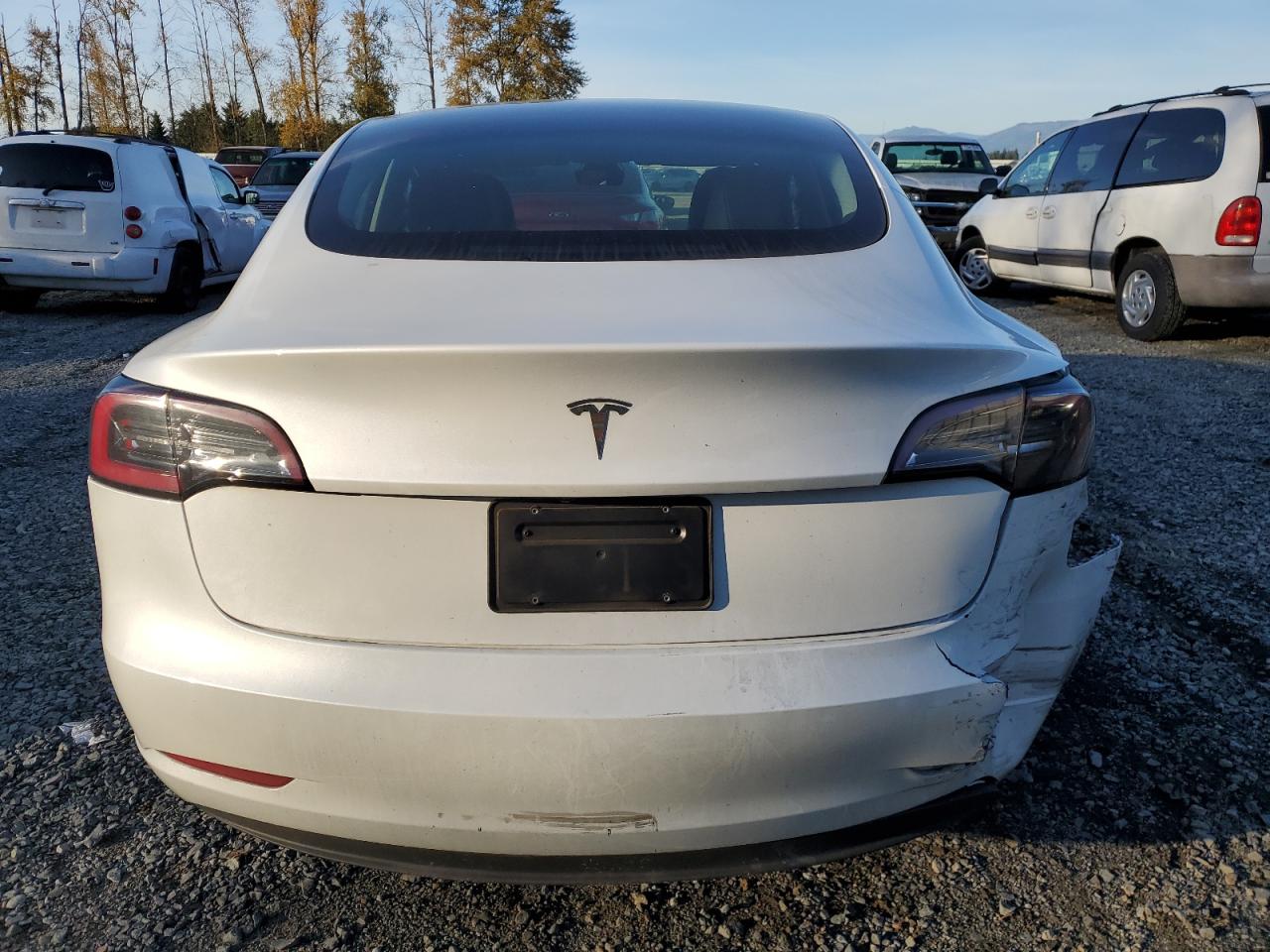 5YJ3E1EA7PF562768 2023 Tesla Model 3