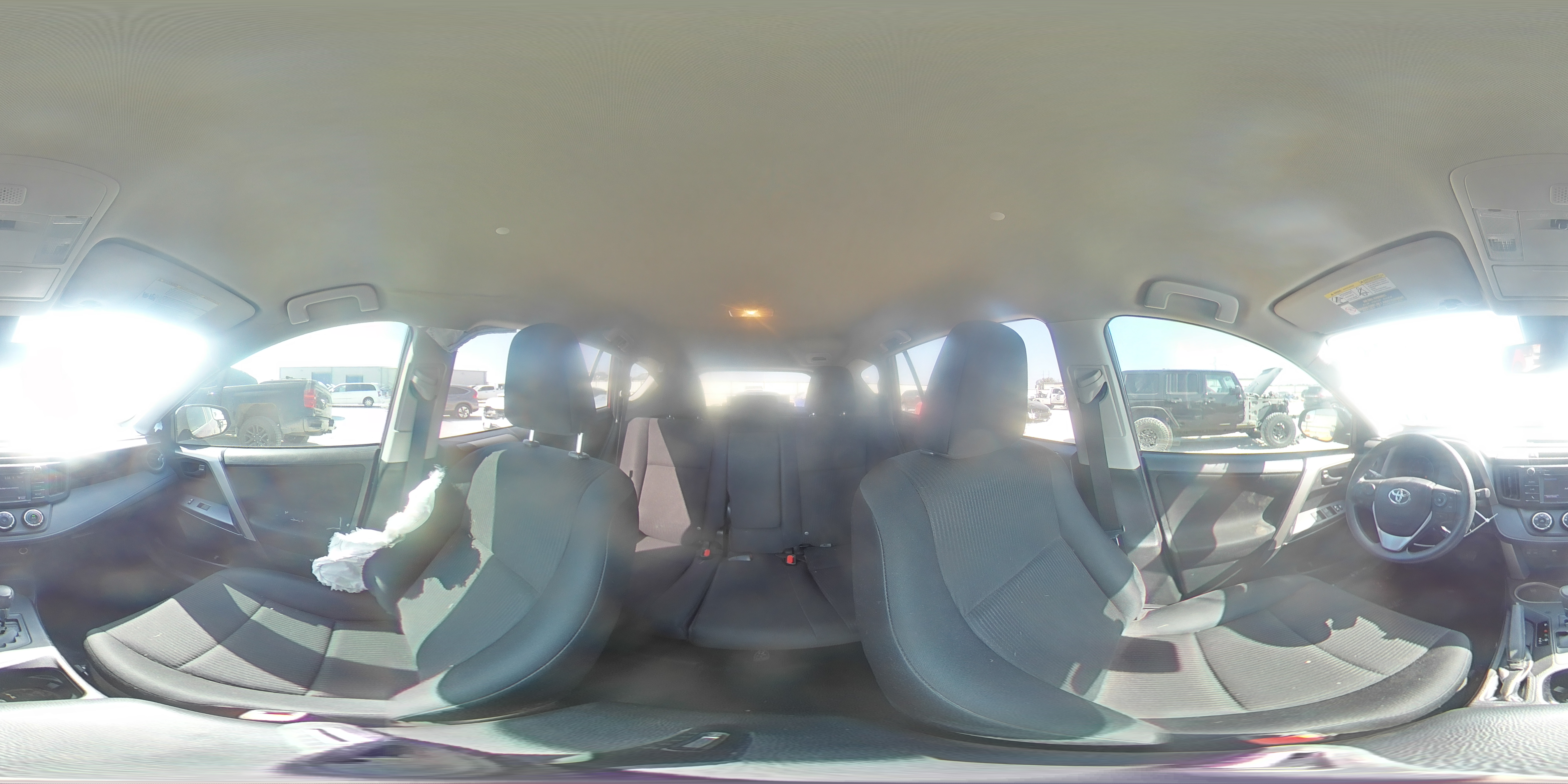 2018 Toyota RAV 4 - Image 13