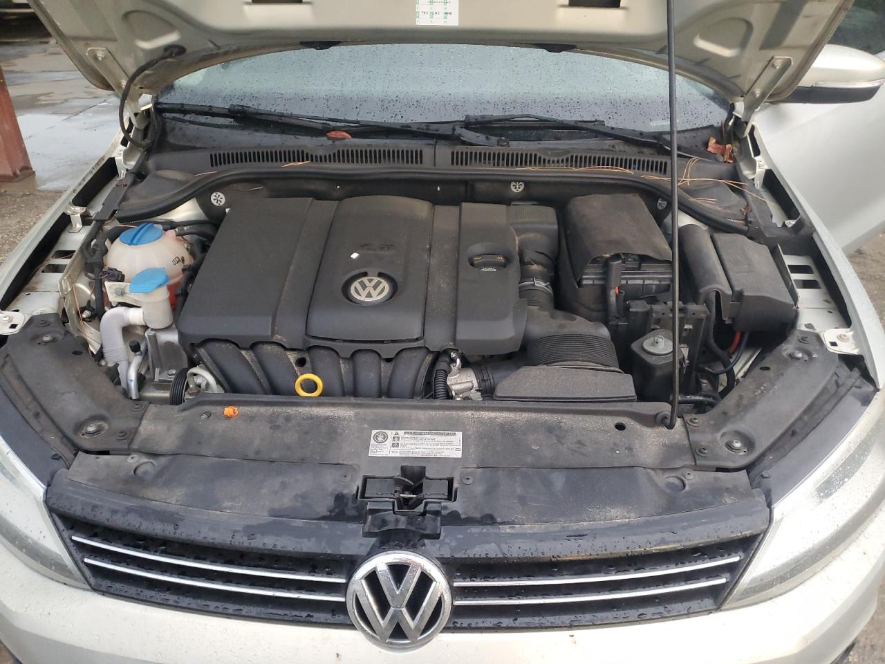 3VWLZ7AJ2BM365067 2011 Volkswagen Jetta Sel