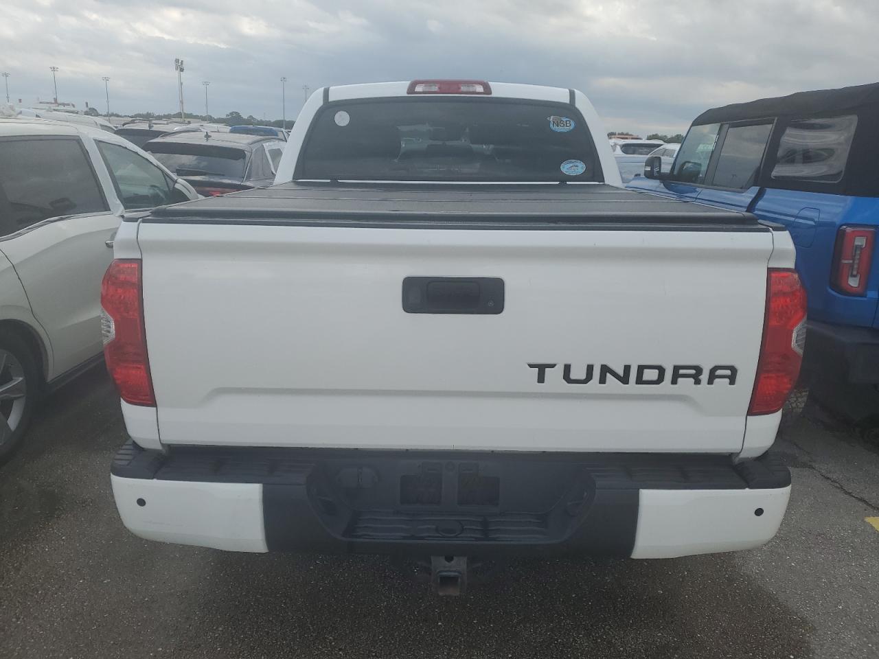 VIN 5TFHW5F15JX699293 2018 TOYOTA TUNDRA no.6