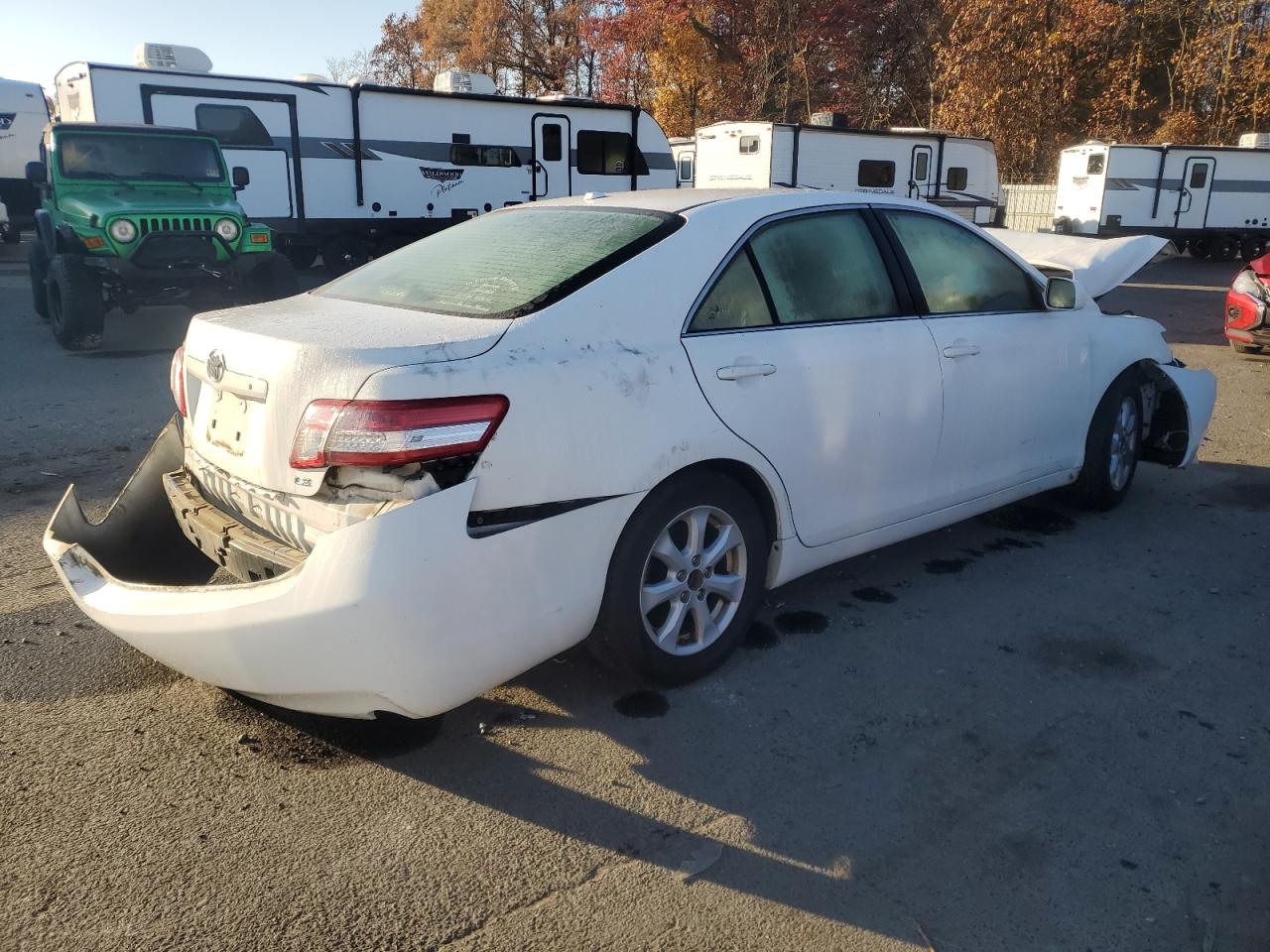 2011 Toyota Camry - Image 3