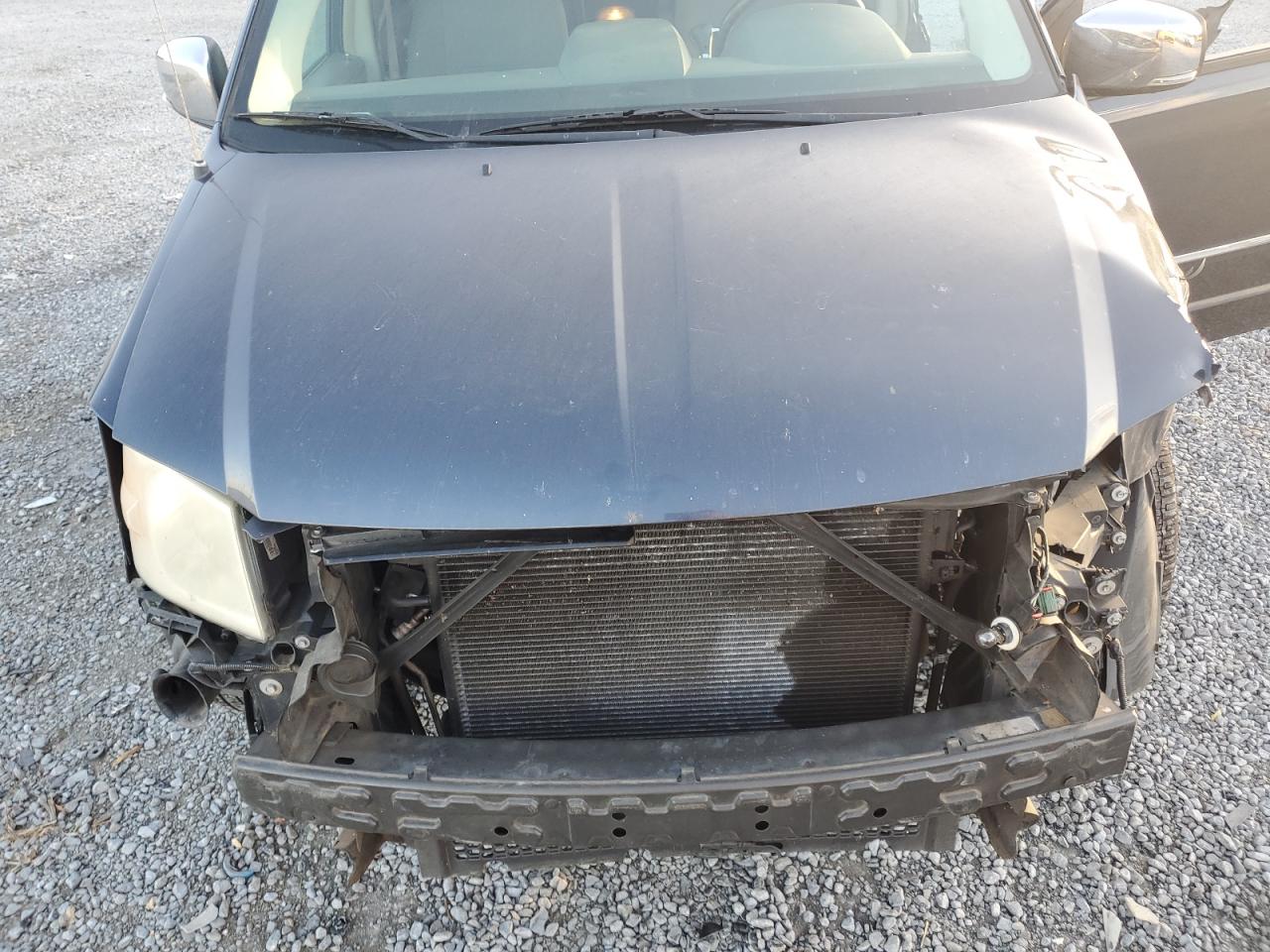 2008 Dodge Caravan - Image 13