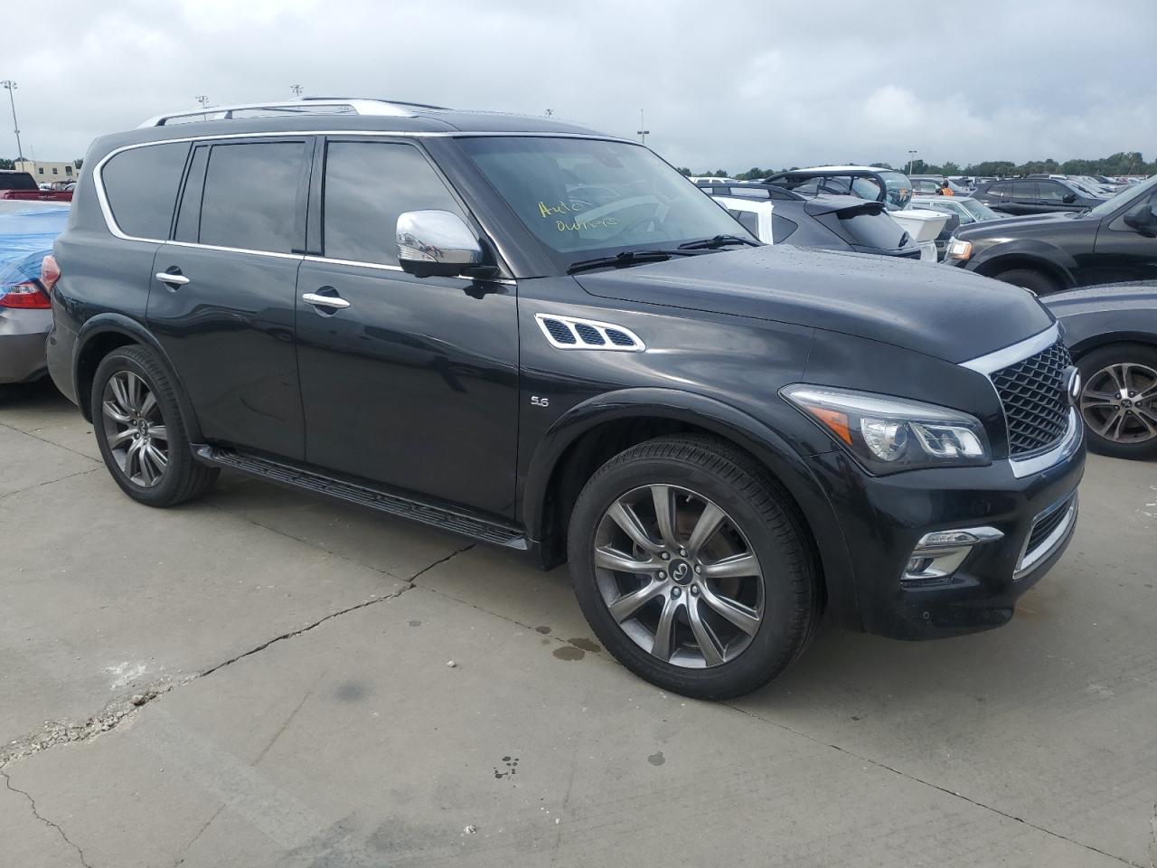 2017 Infiniti QX80 - Image 4