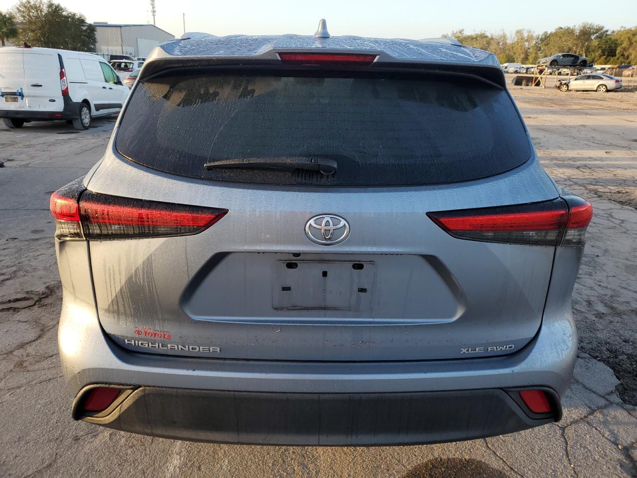 2020 Toyota Highlander Xle VIN: 5TDHZRBH2LS046057 Lot: 76424994