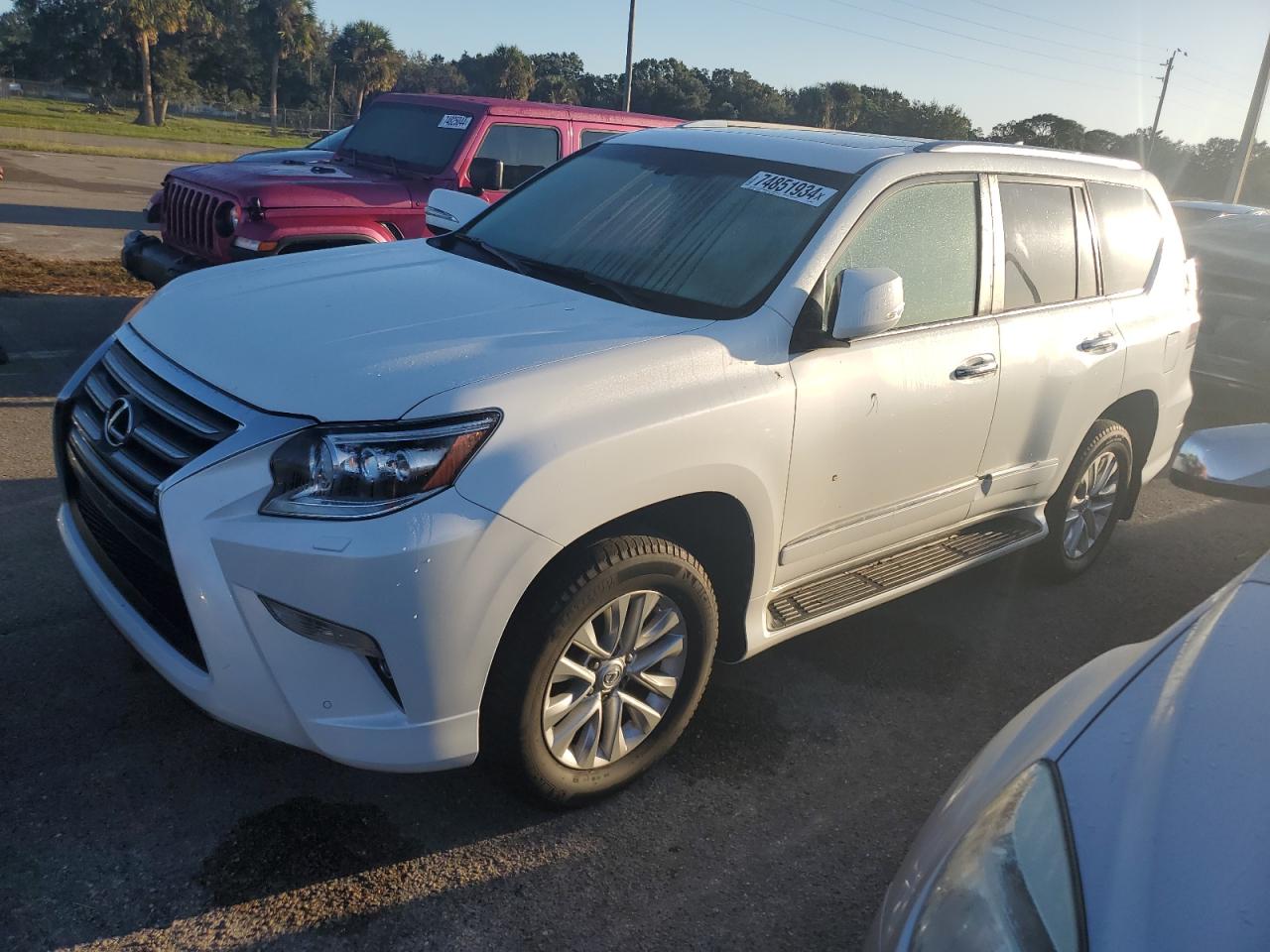 JTJBM7FX2J5206139 2018 LEXUS GX - Image 1