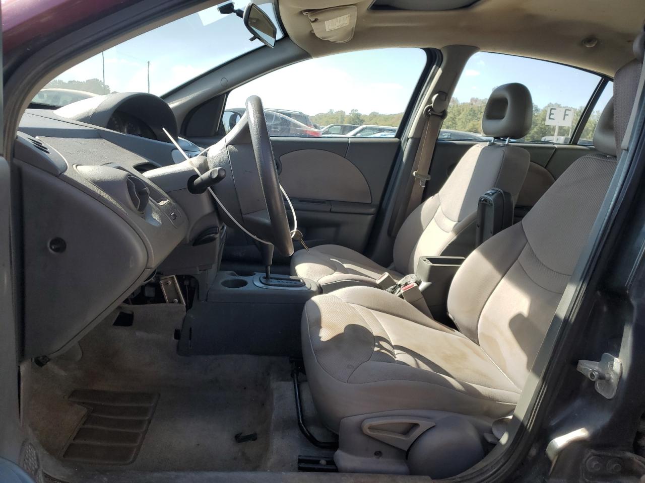 2004 Saturn ION - Image 7