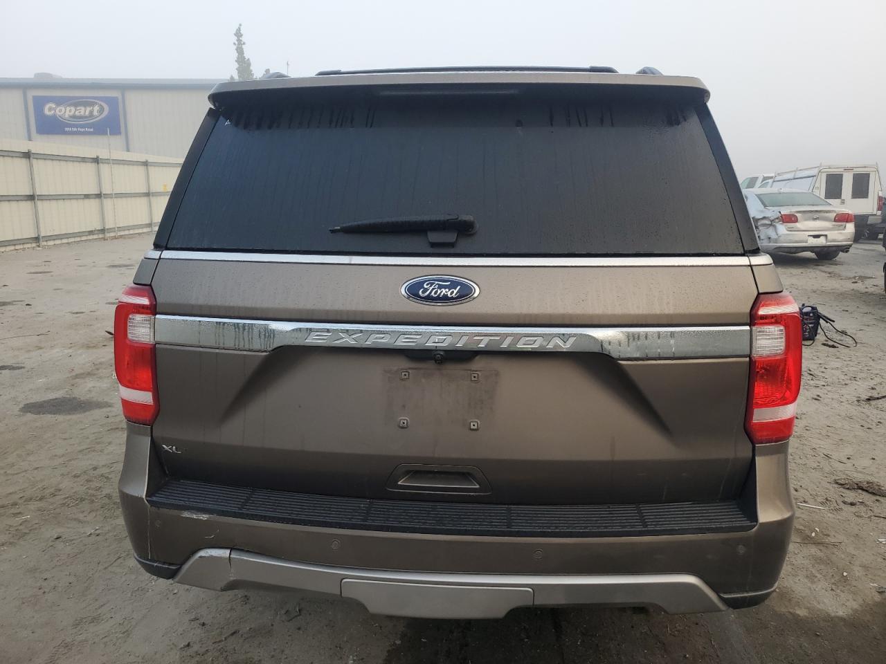 VIN 1FMJU1HTXJEA55214 2018 FORD EXPEDITION no.6