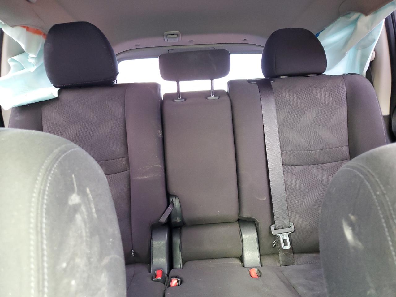 2016 Nissan Rogue - Image 10