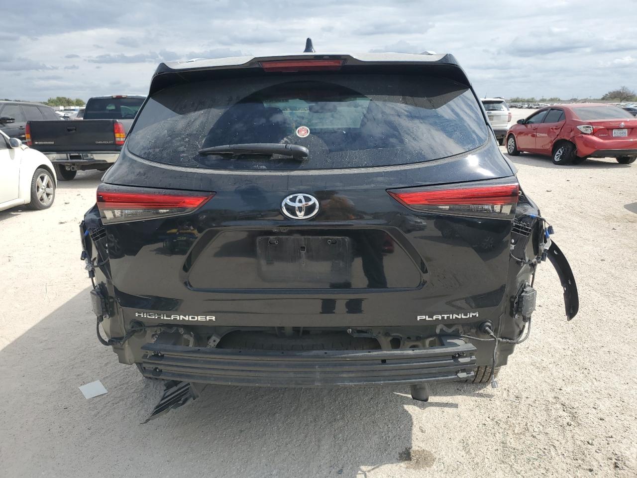 2022 Toyota Highlander Platinum VIN: 5TDFZRAH5NS109180 Lot: 76042644