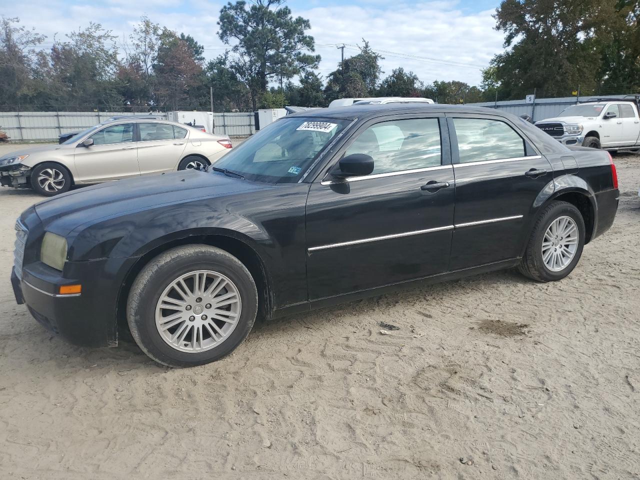 2008 Chrysler 300 Lx იყიდება Hampton-ში, VA - Side