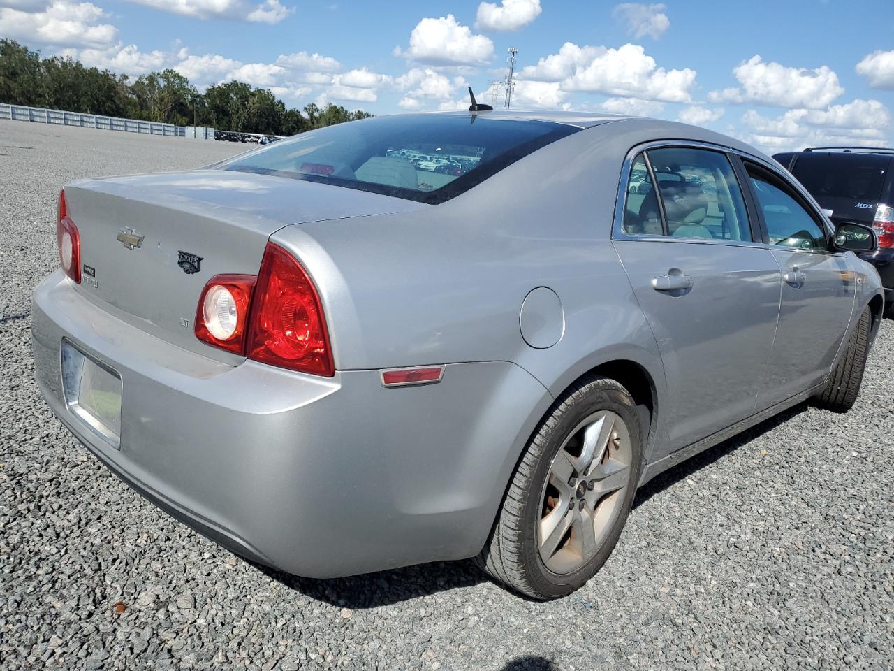 2008 Chevrolet Malibu - Image 3