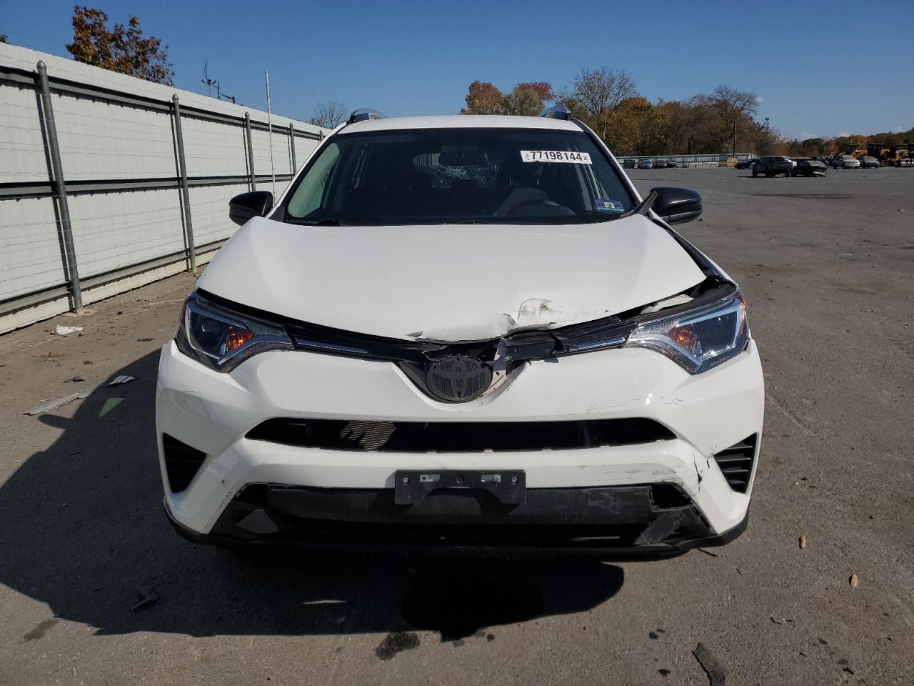 2016 Toyota RAV 4 - Image 5