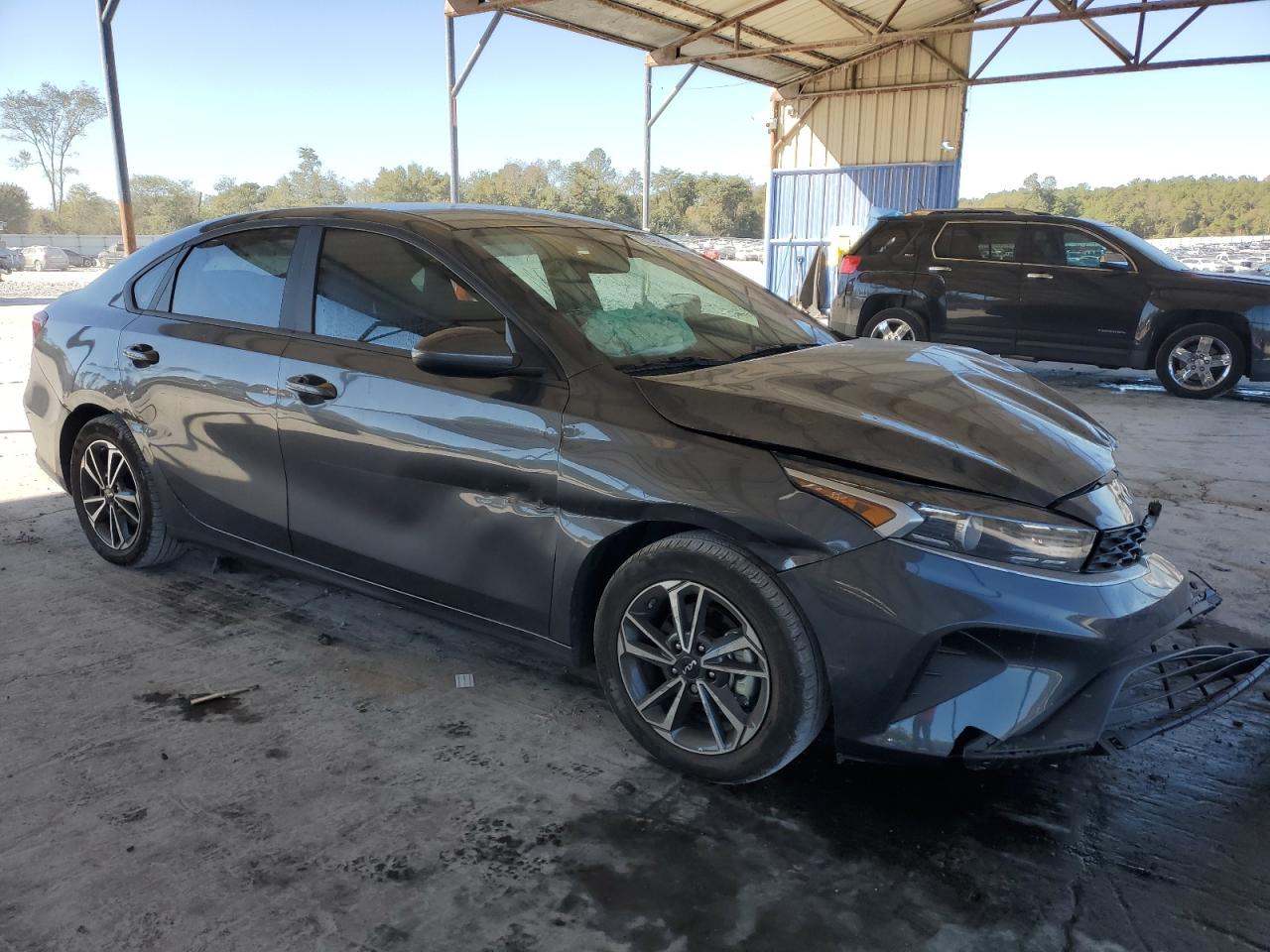 2023 Kia Forte - Image 4