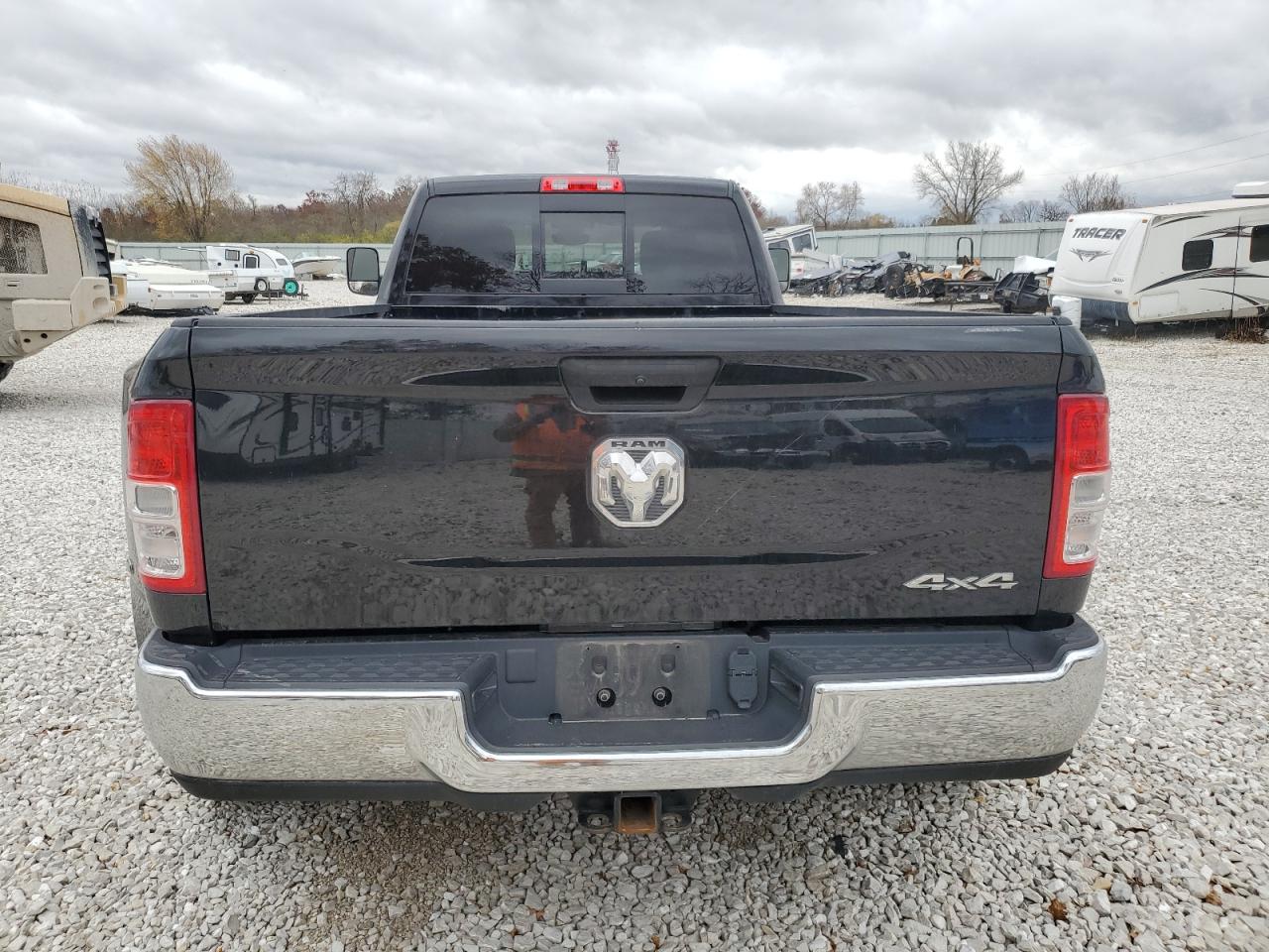 2022 RAM 3500 - Image 6