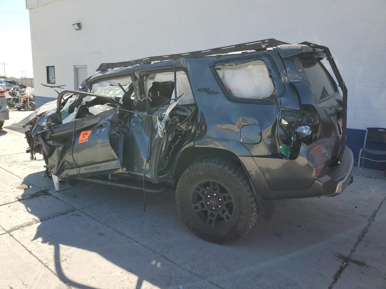 2020 Toyota 4Runner - Image 2