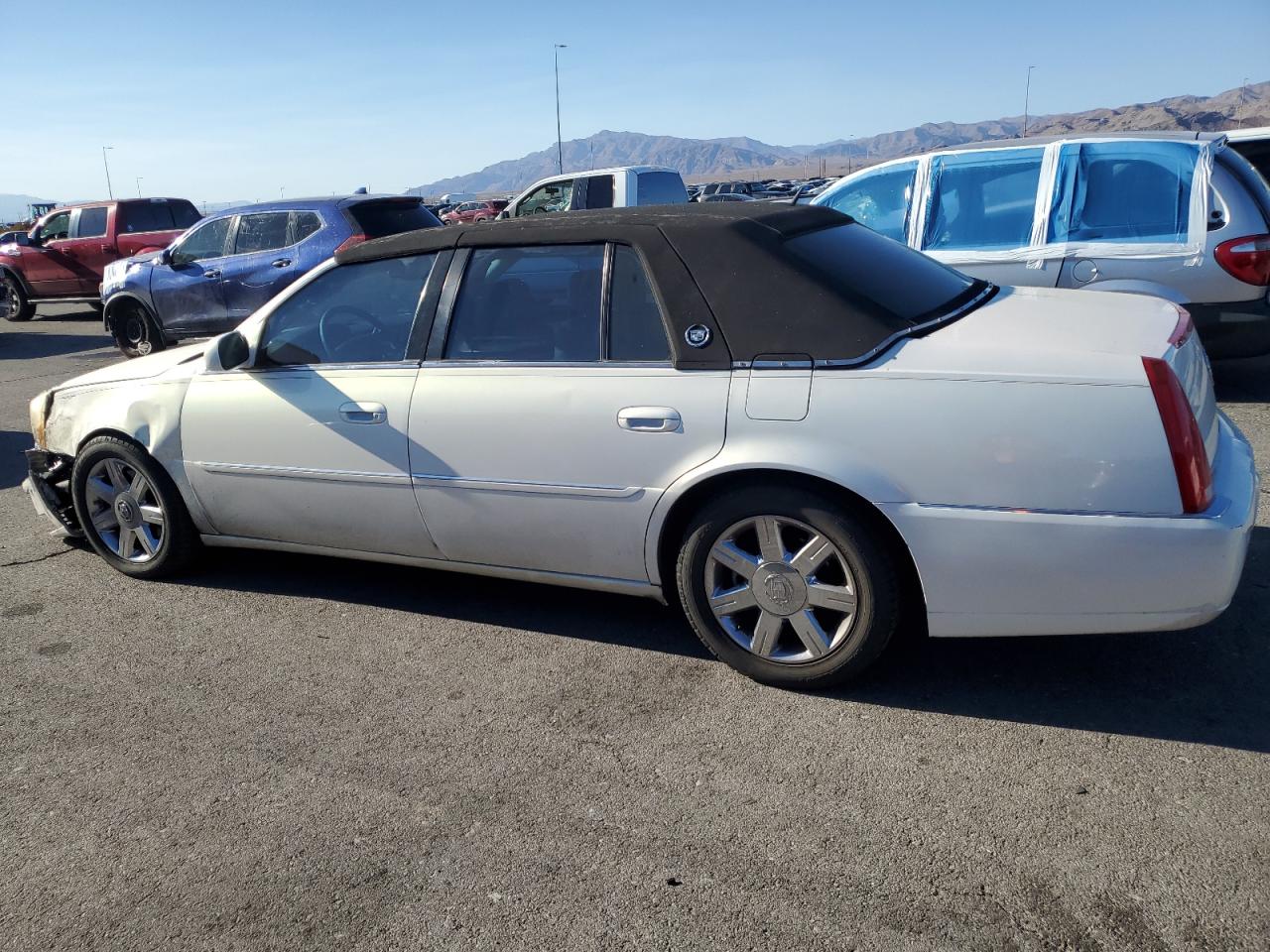 2007 Cadillac Dts VIN: 1G6KD57Y77U131096 Lot: 74514264