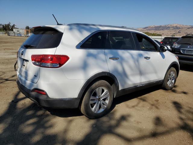  KIA SORENTO 2016 Білий