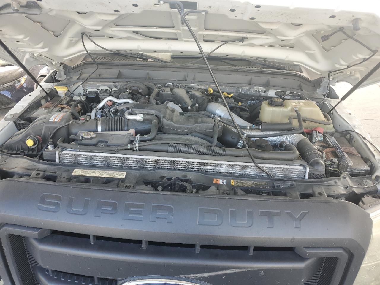 2015 Ford F250 - Image 11