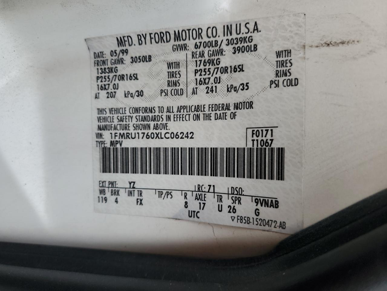 1FMRU1760XLC06242 1999 Ford Expedition