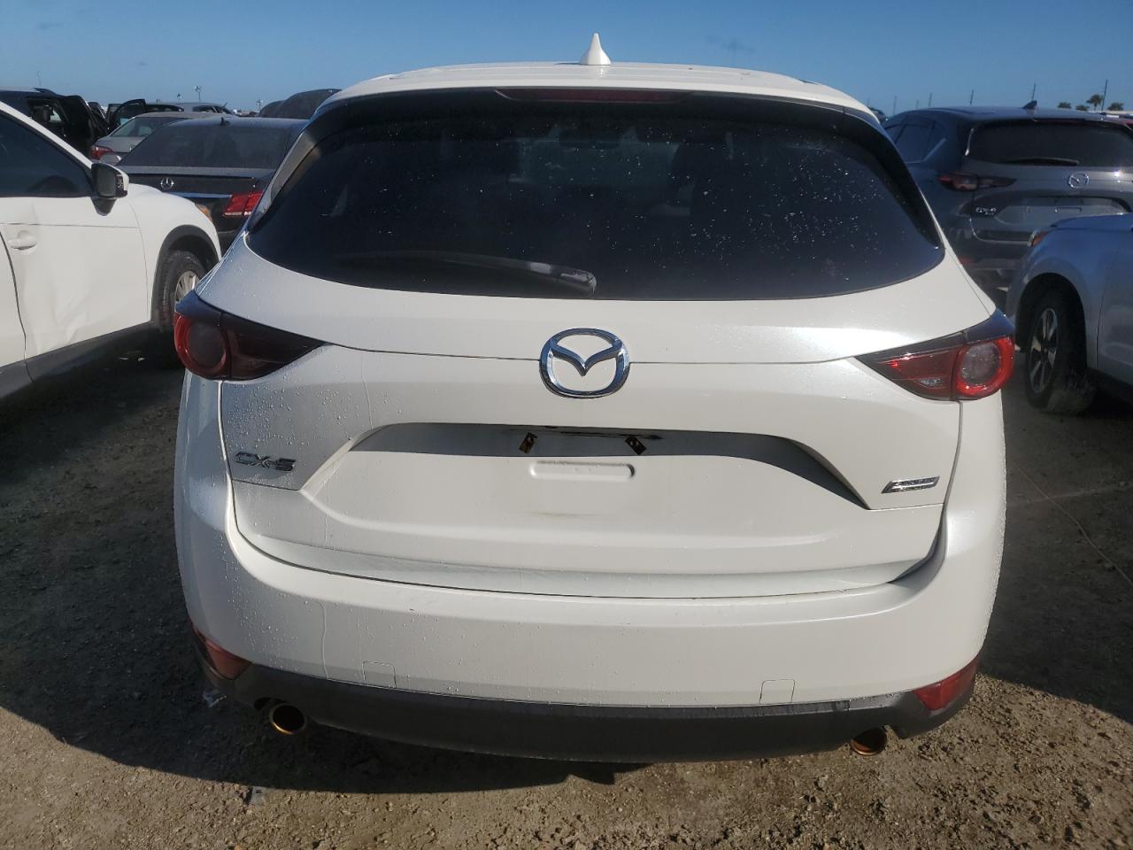 JM3KFACLXH0227010 2017 Mazda Cx-5 Touring