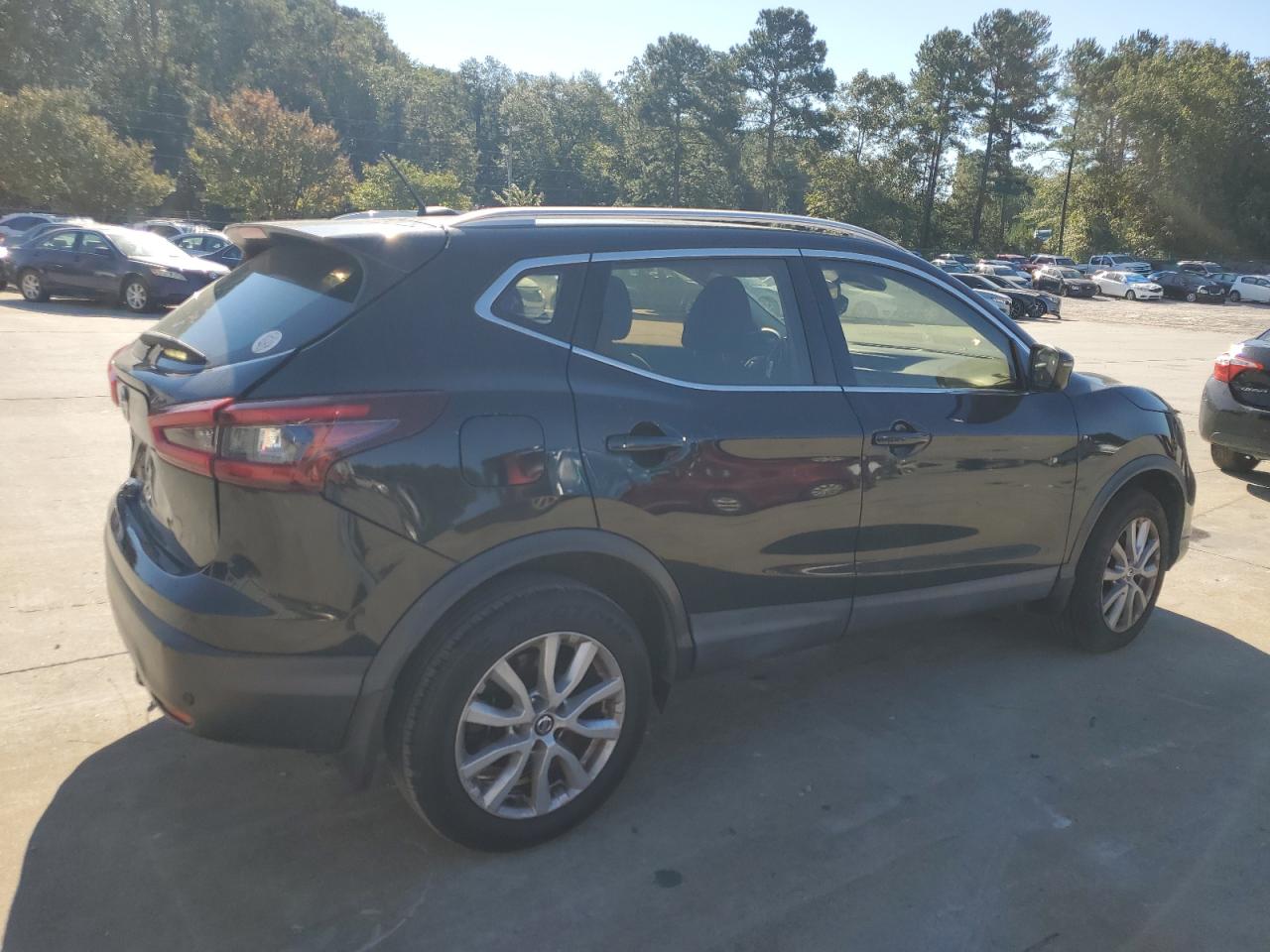 2020 Nissan Rogue - Image 3