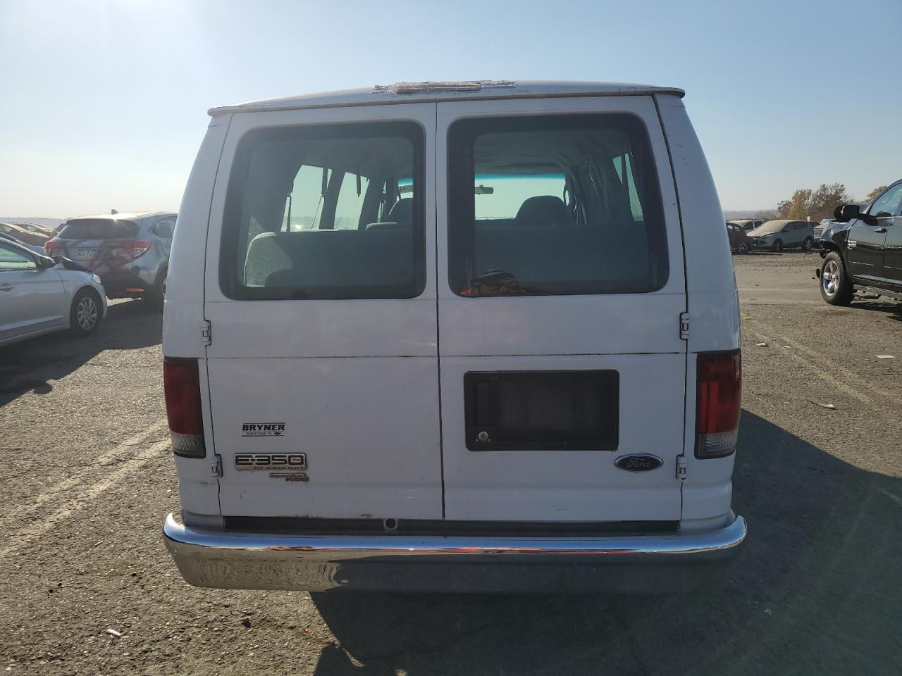 2007 Ford Econoline E350 Super Duty Wagon VIN: 1FBSS31L67DB05324 Lot: 76059394