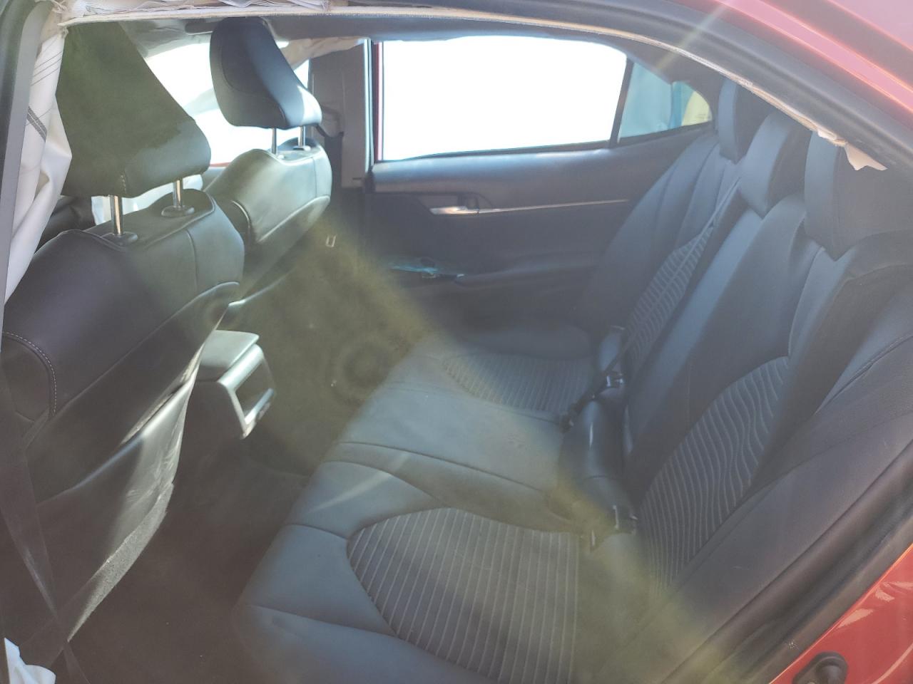 2021 Toyota Camry - Image 11