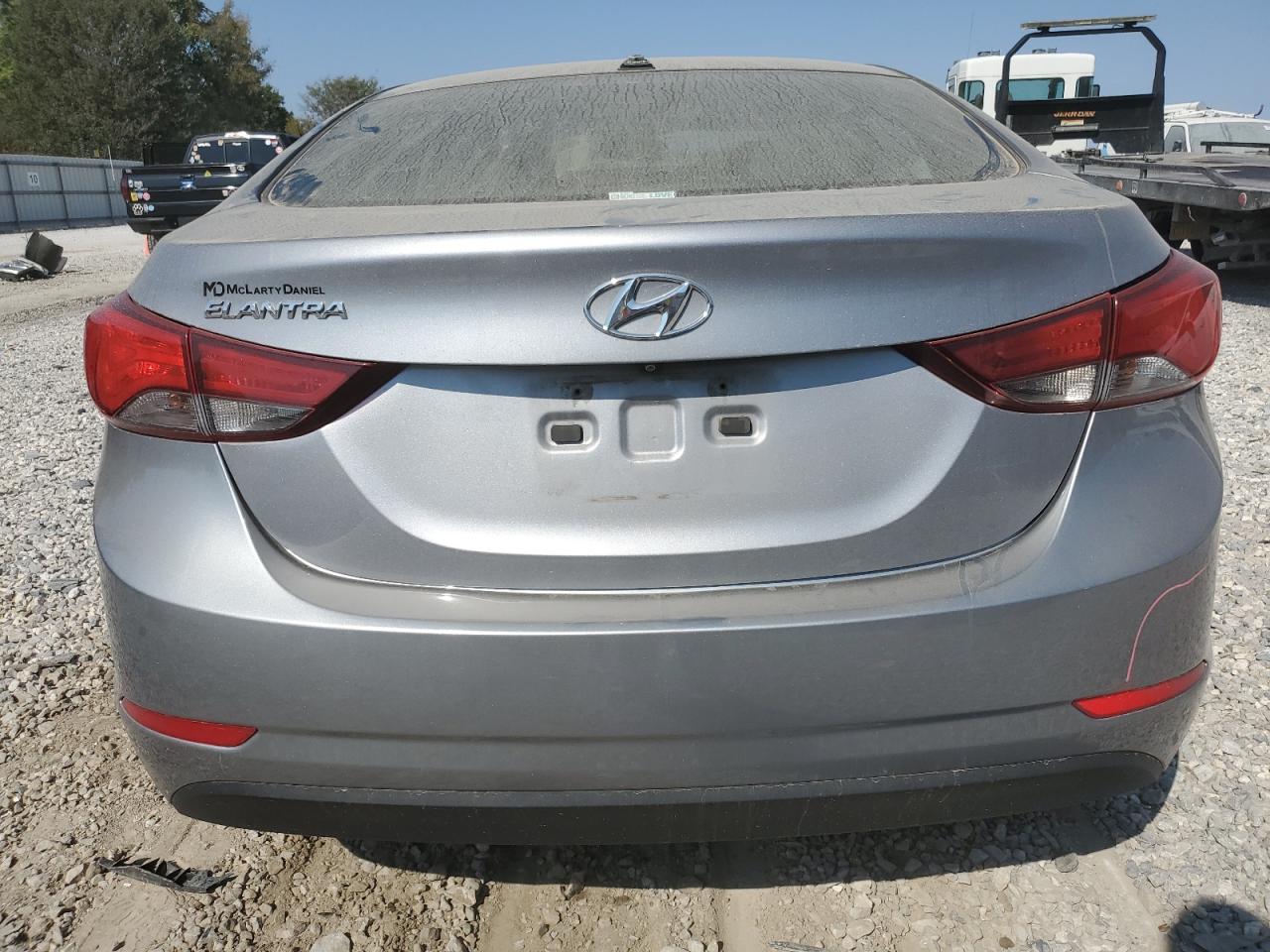 2016 Hyundai Elantra Se VIN: 5NPDH4AE7GH718329 Lot: 75264104