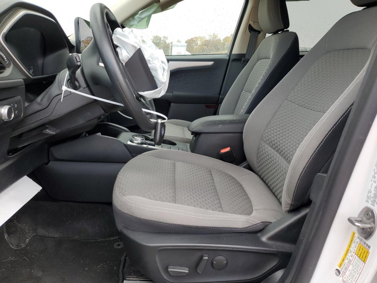 2020 Ford Escape - Image 7