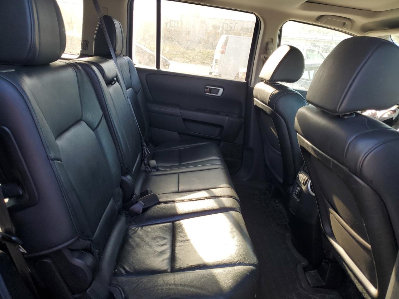 2012 Honda Pilot - Image 11
