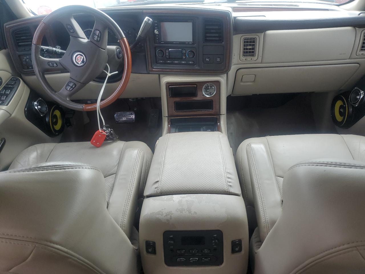 1GYEK63N04R112335 2004 Cadillac Escalade Luxury