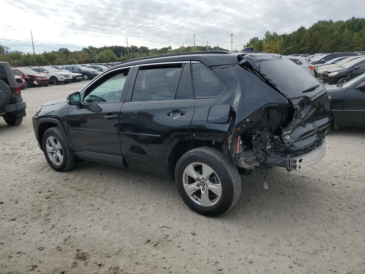 2021 Toyota RAV 4 - Image 2