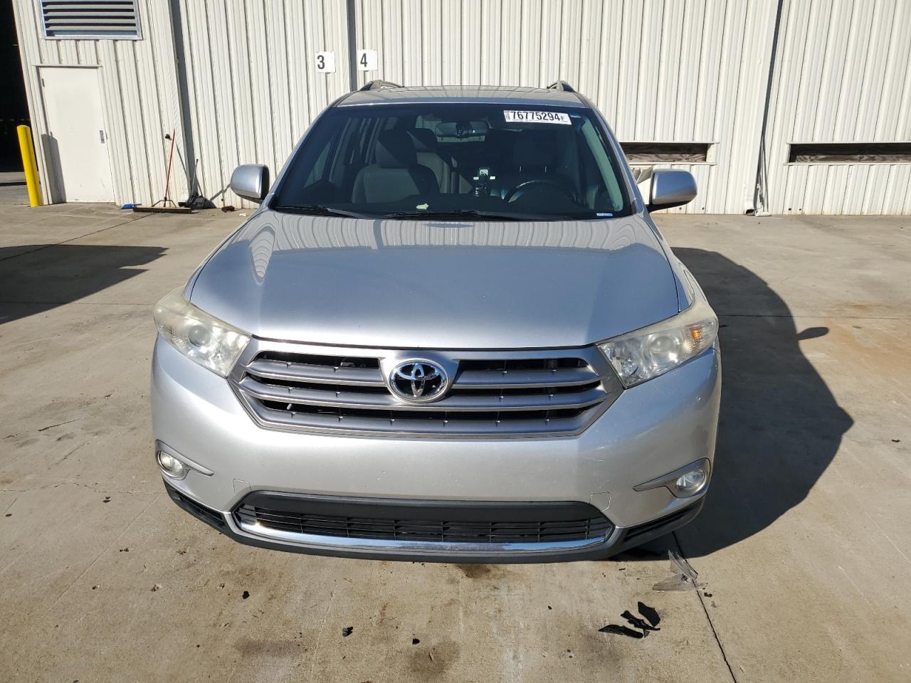 VIN 5TDZK3EH0DS140540 2013 TOYOTA HIGHLANDER no.5