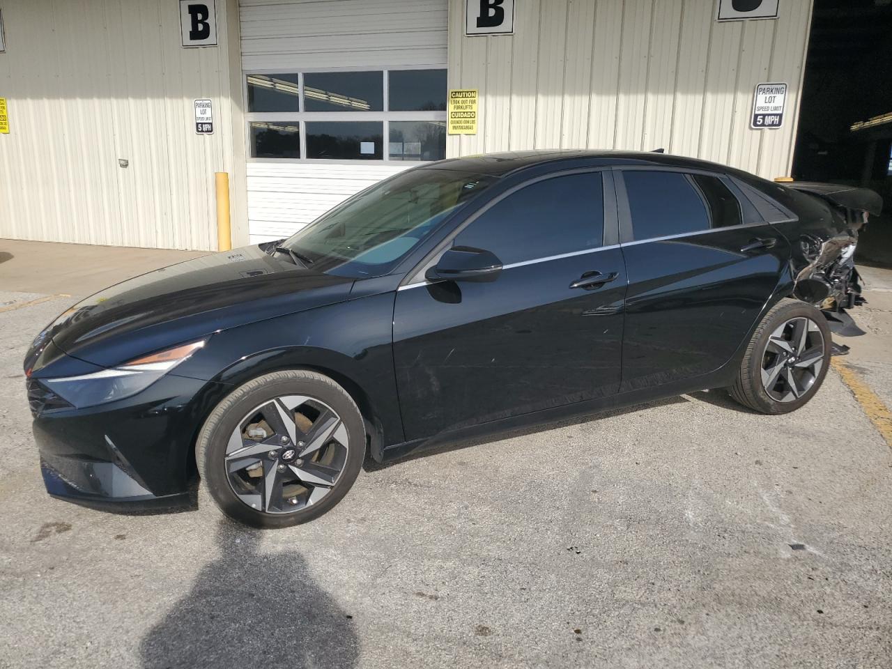 2022 Hyundai Elantra - Image 1