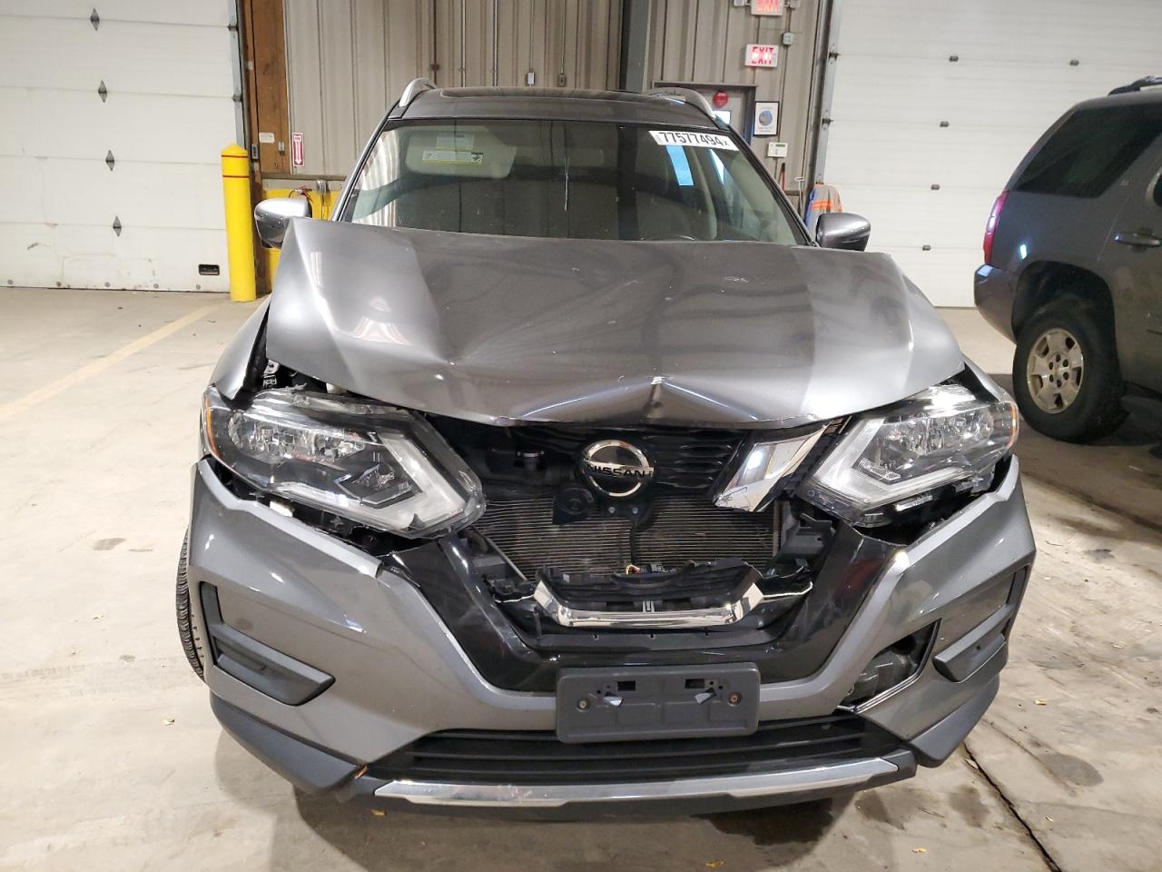 2018 Nissan Rogue S VIN: JN8AT2MV3JW302513 Lot: 77577494