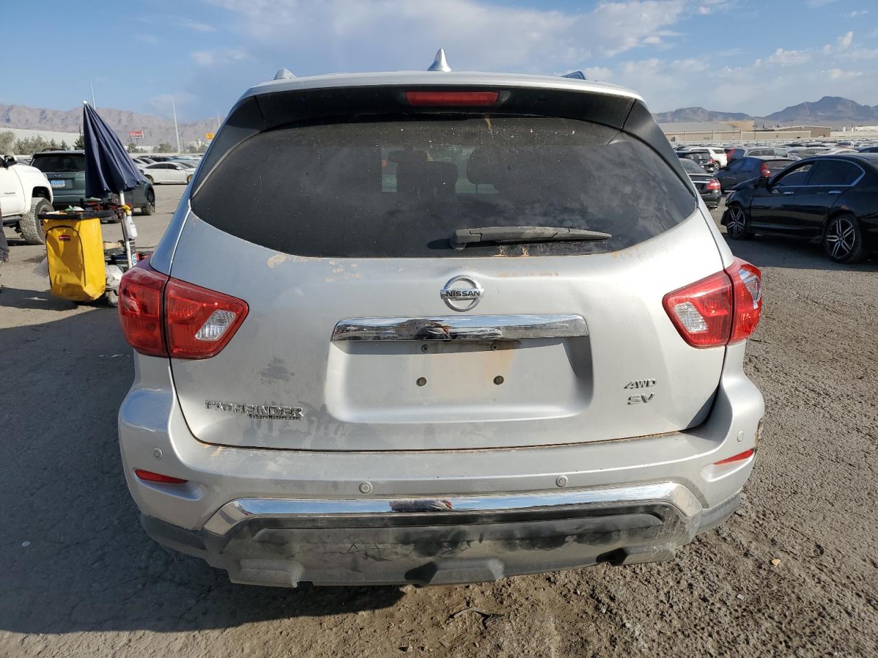 2019 Nissan Pathfinder S VIN: 5N1DR2MM2KC597679 Lot: 75255664