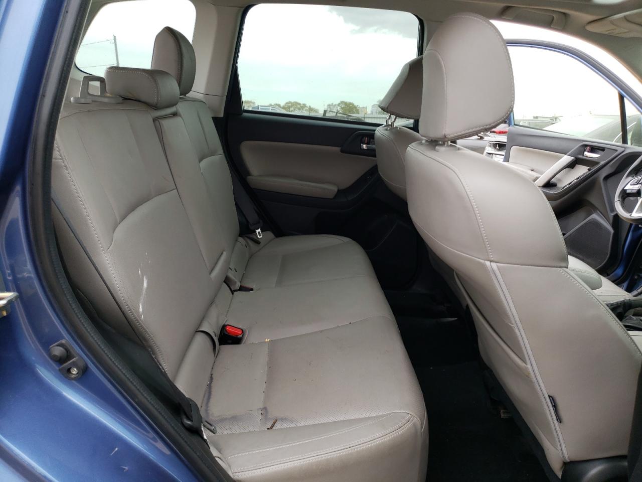 2018 Subaru Forester - Image 11