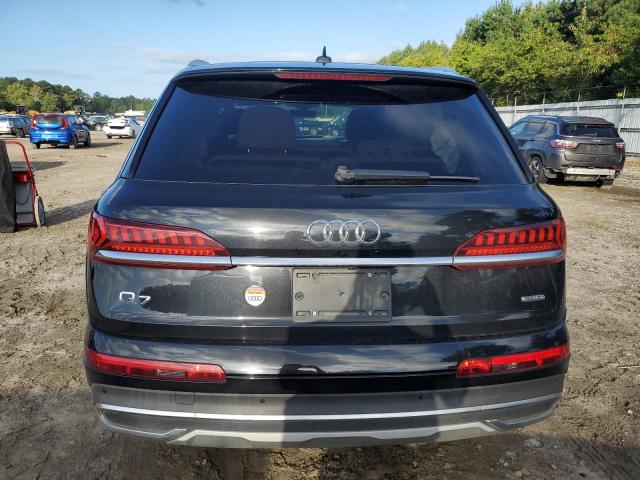  AUDI Q7 2021 Черный