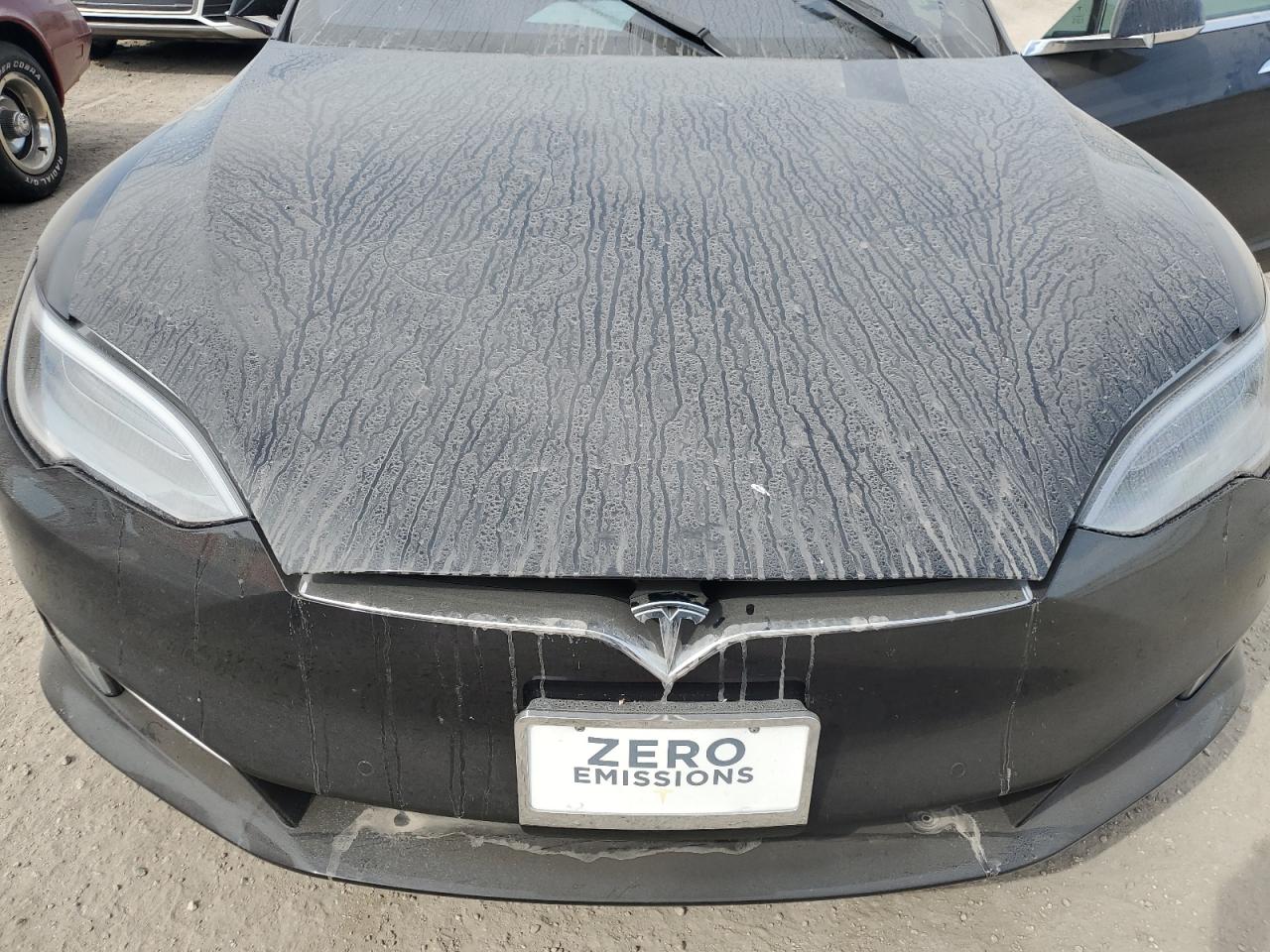 5YJSA1E27HF181570 2017 Tesla Model S