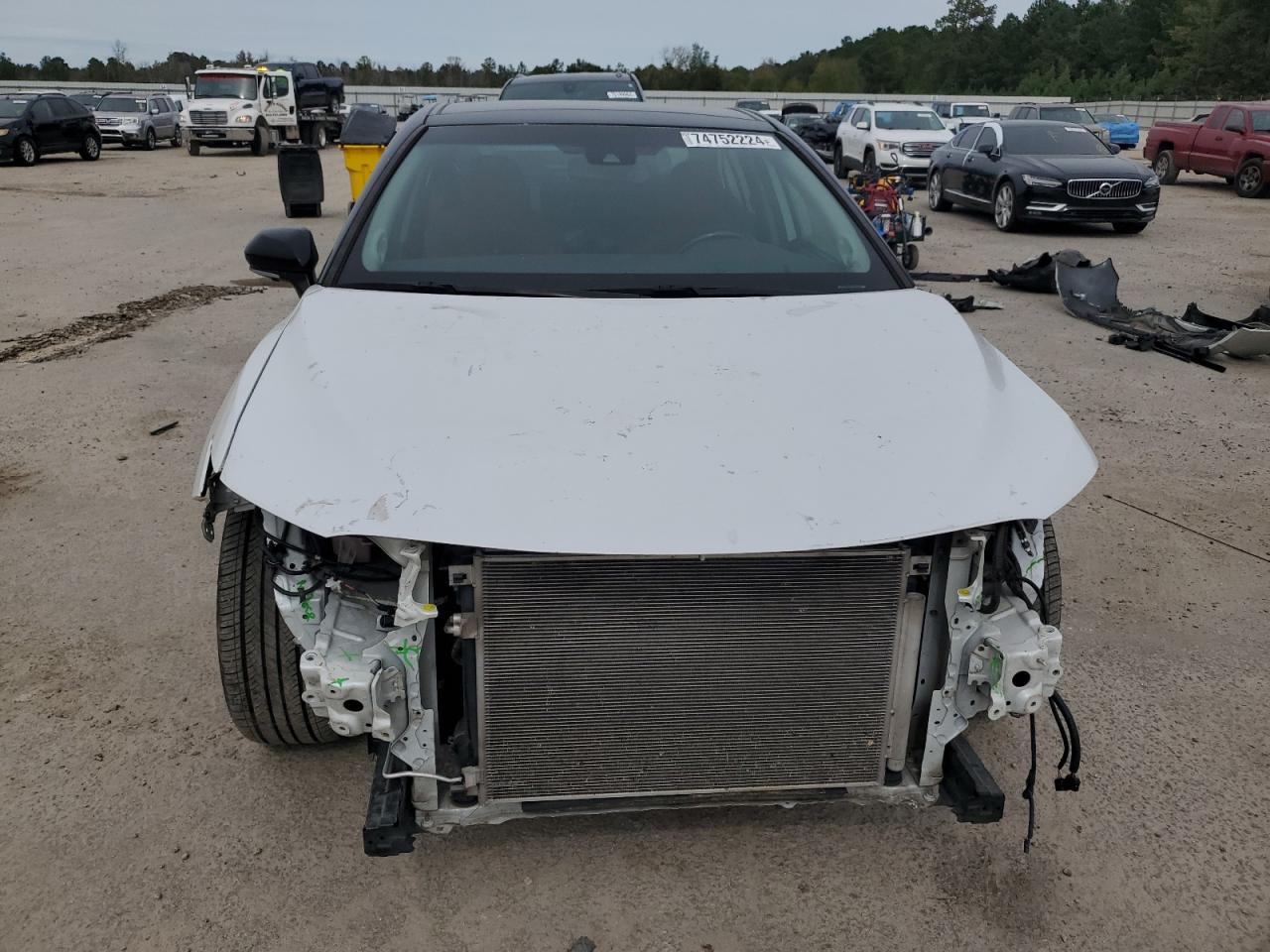 2020 Toyota Camry - Image 5