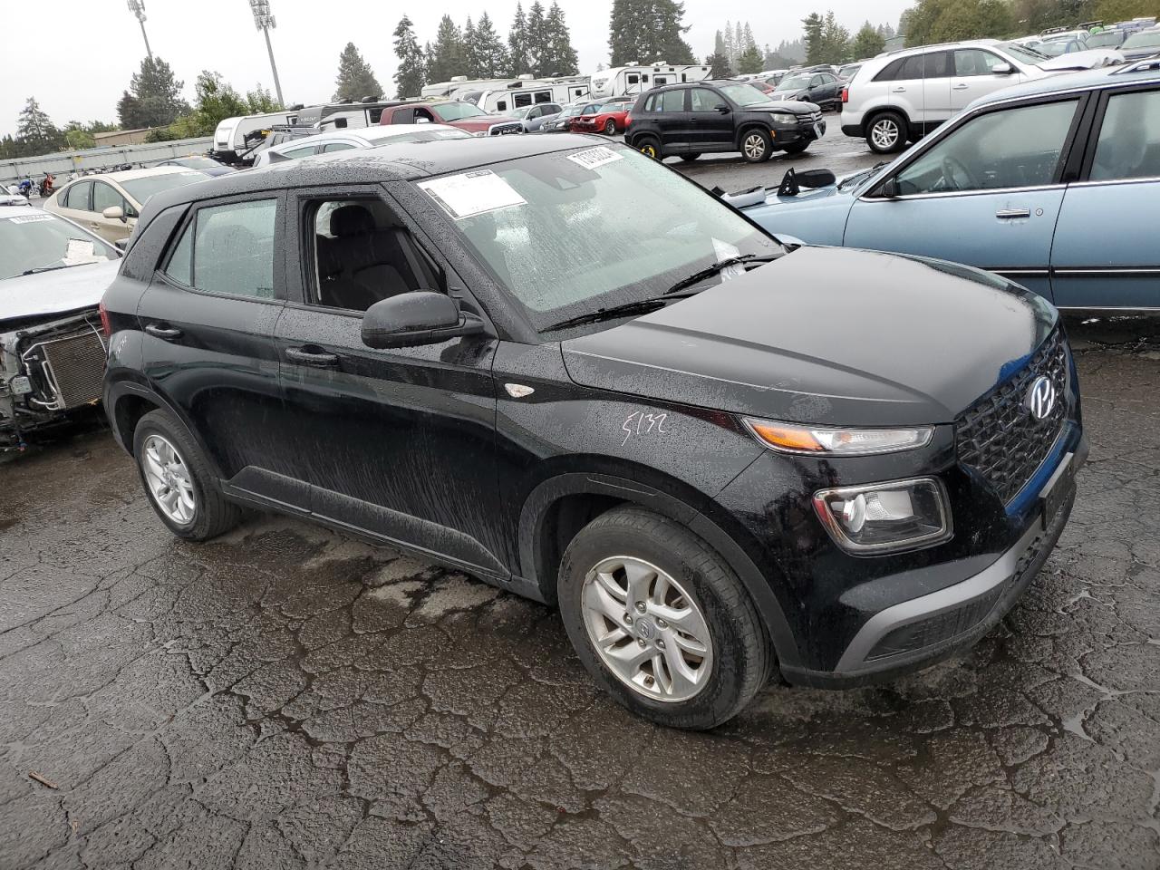 2021 Hyundai Venue - Image 4