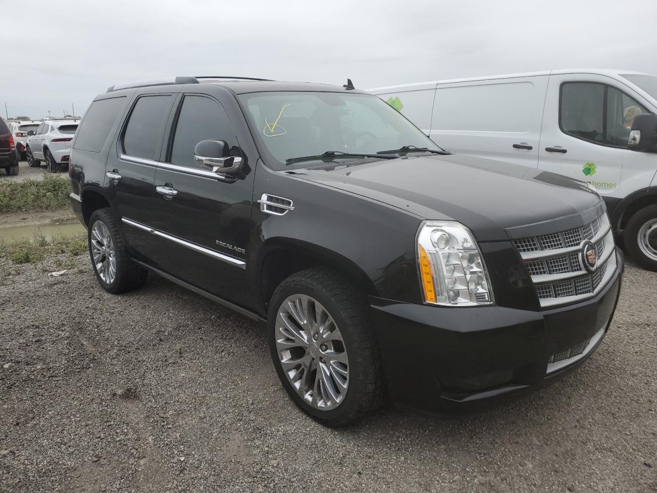 2011 Cadillac Escalade - Image 4