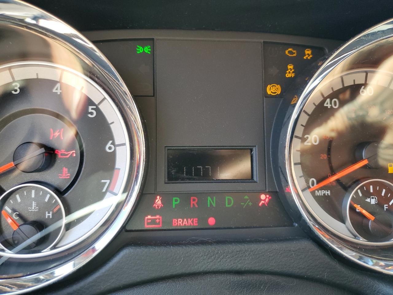 2018 Dodge Caravan - Image 9