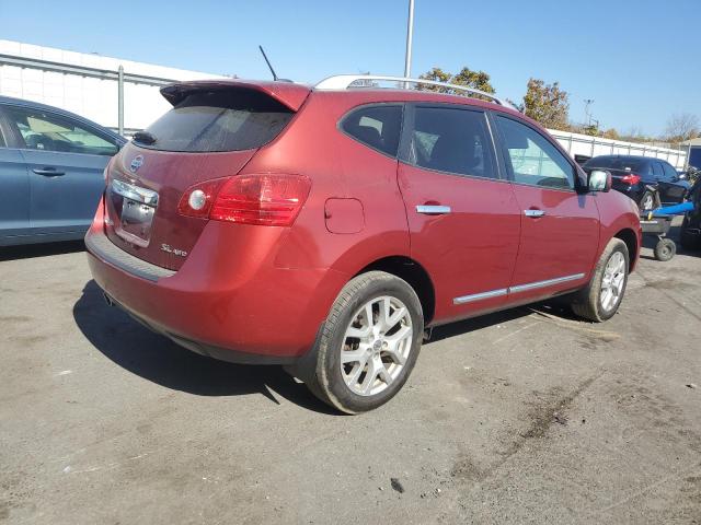  NISSAN ROGUE 2012 Червоний